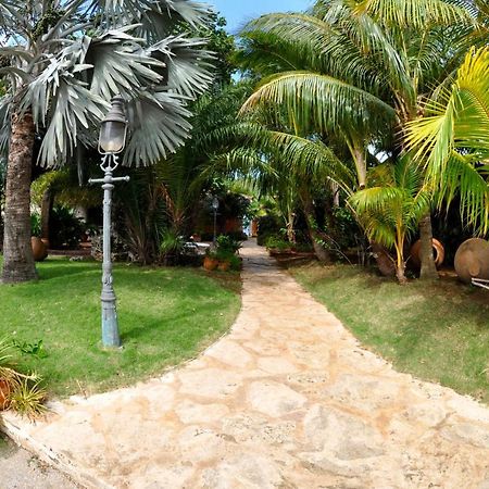 Sun Reef Village On Sea Willemstad Eksteriør billede